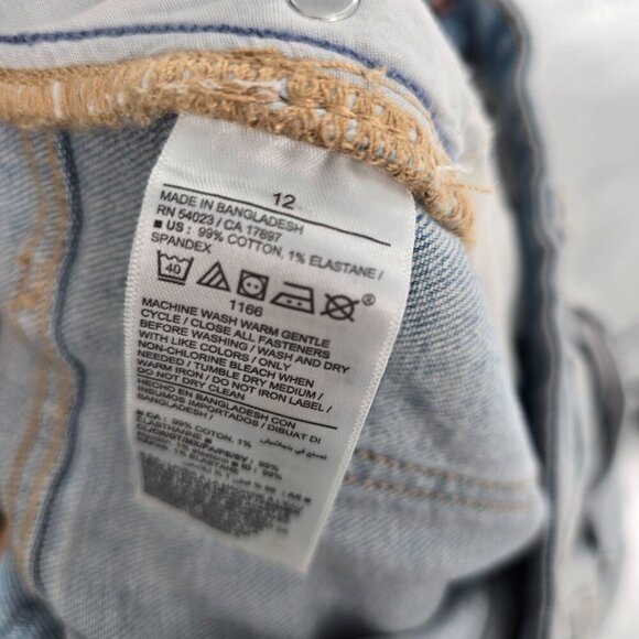 Old Navy Higher High Rise Flare Secret Smooth Pockets Women’s Size 12 Light Wash - Picture 5 of 5